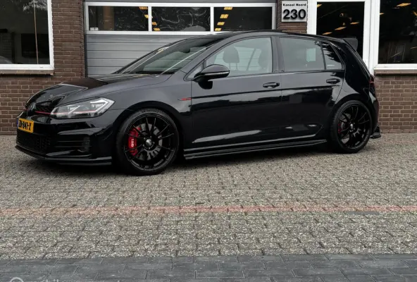 2.0 TSI GTI Performance DSG PANO/CAM/XENON