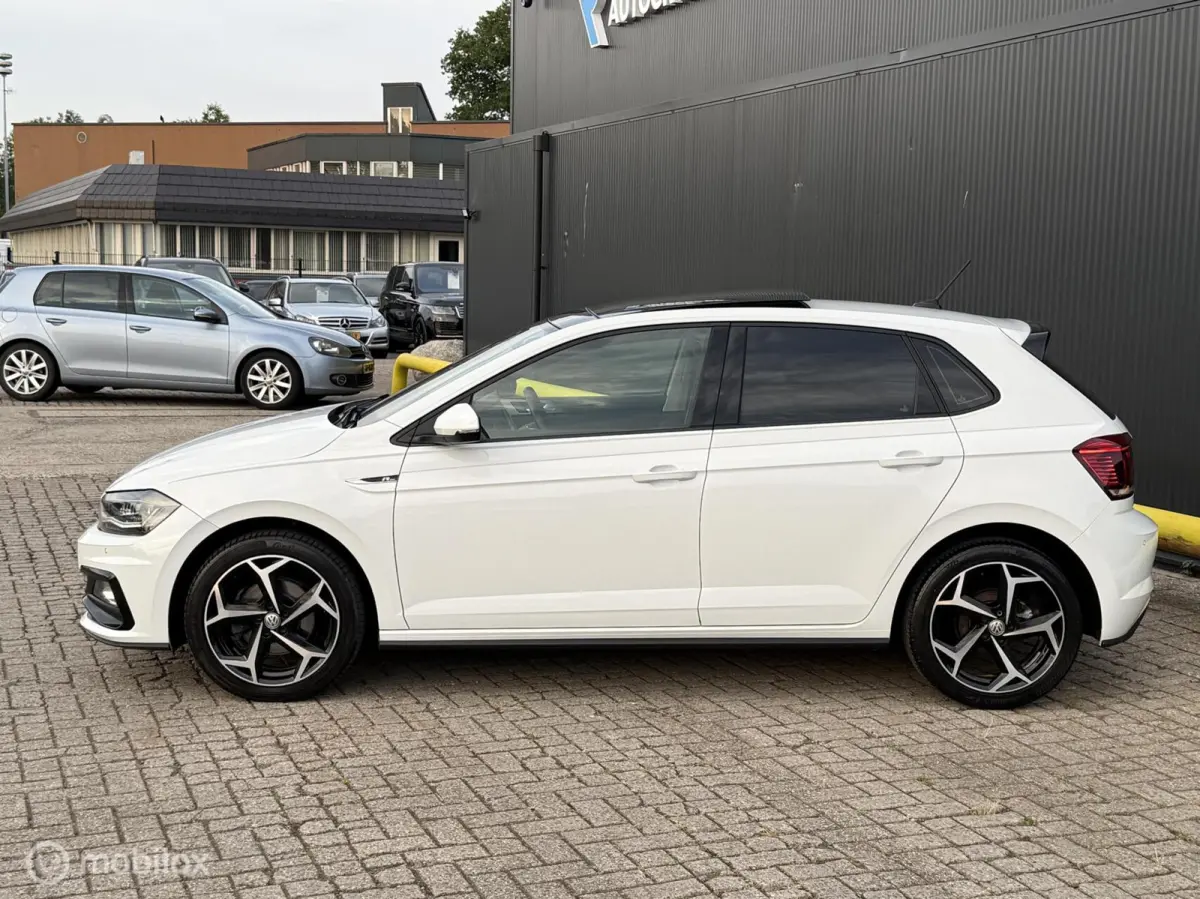 1.0 TSI R-Line PANORAMADAK | AUTOMAAT