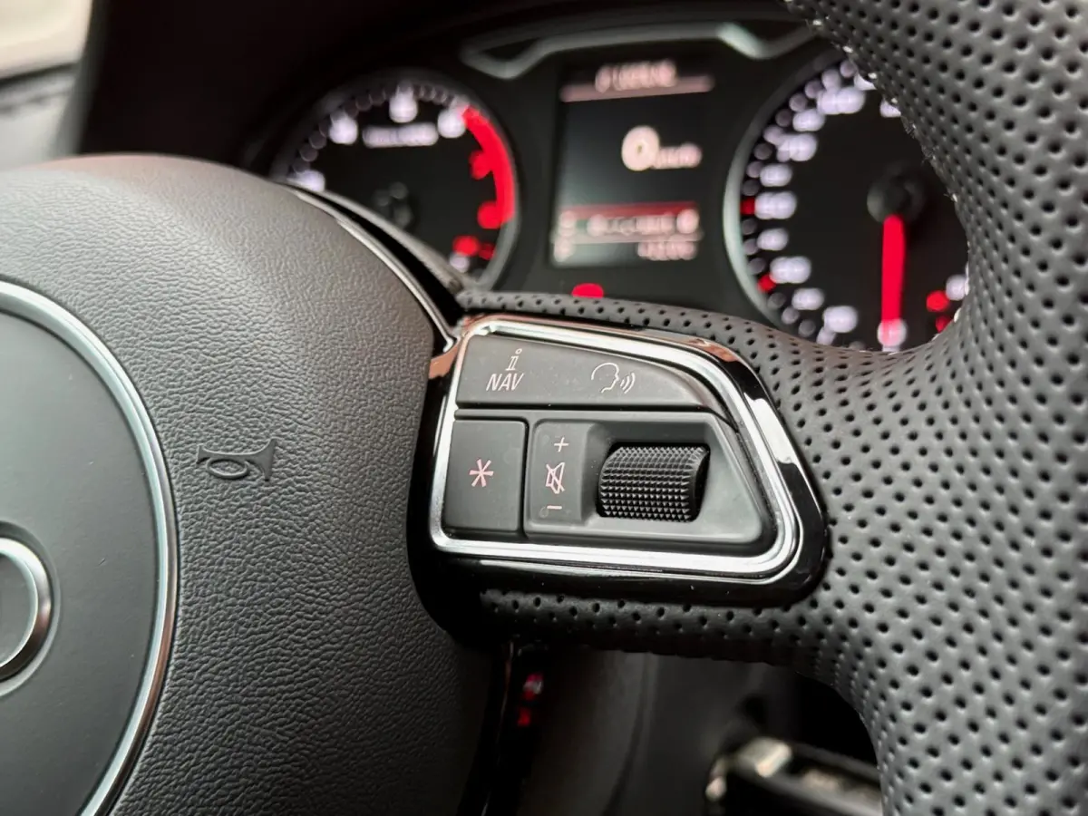 1.4 TFSI S-Line Cruise Camera Maxton NAP