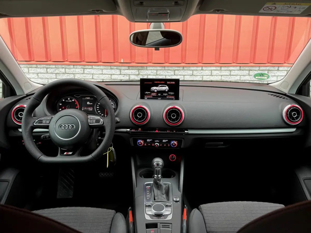 1.4 TFSI S-Line Cruise Camera Maxton NAP