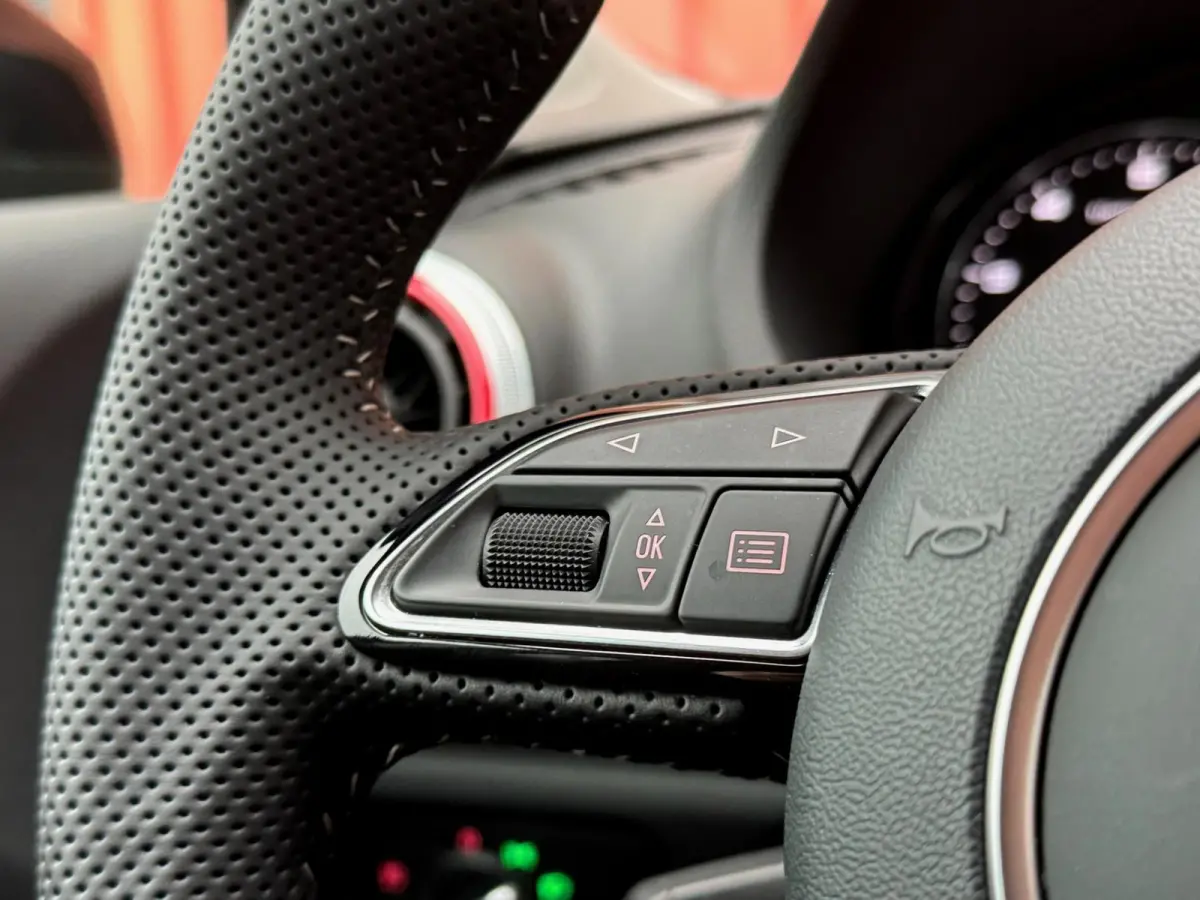 1.4 TFSI S-Line Cruise Camera Maxton NAP