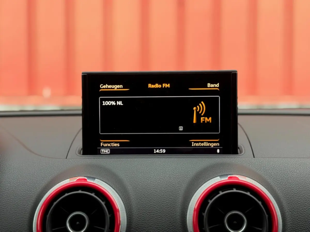 1.4 TFSI S-Line Cruise Camera Maxton NAP