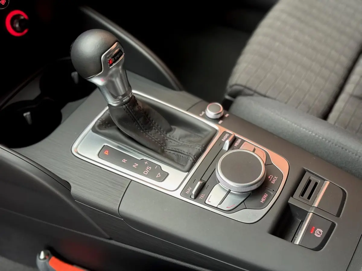 1.4 TFSI S-Line Cruise Camera Maxton NAP