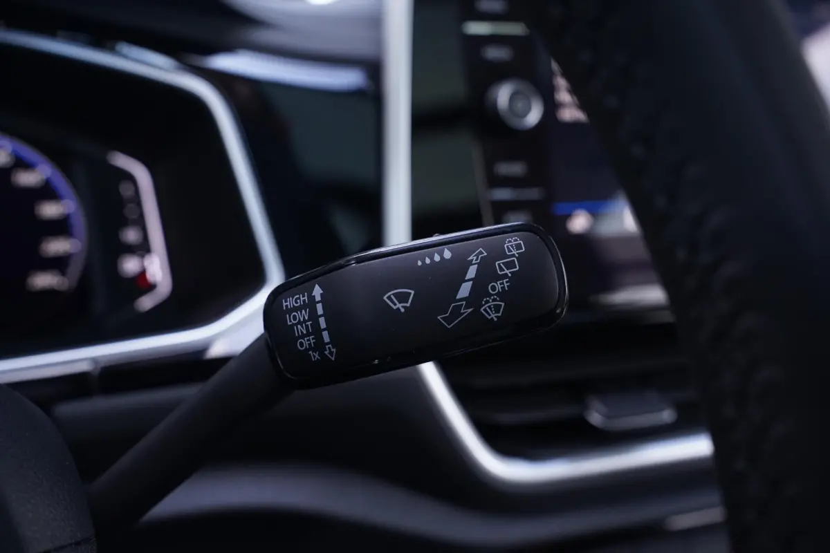 1.5 TSI R-Line Apple Carplay Panodak Achteruitrijcamera Digital Display