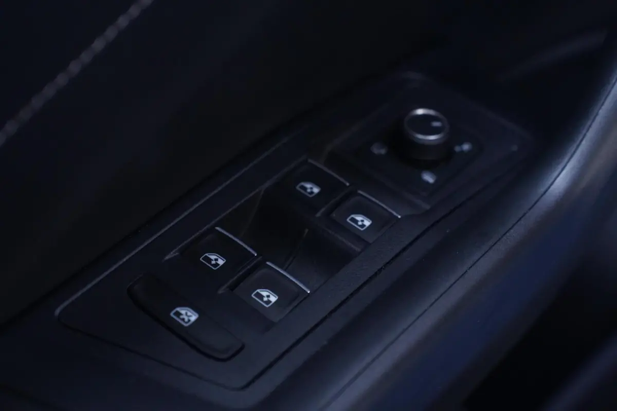 1.5 TSI R-Line Apple Carplay Panodak Achteruitrijcamera Digital Display