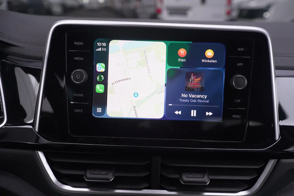 1.5 TSI R-Line Apple Carplay Panodak Achteruitrijcamera Digital Display