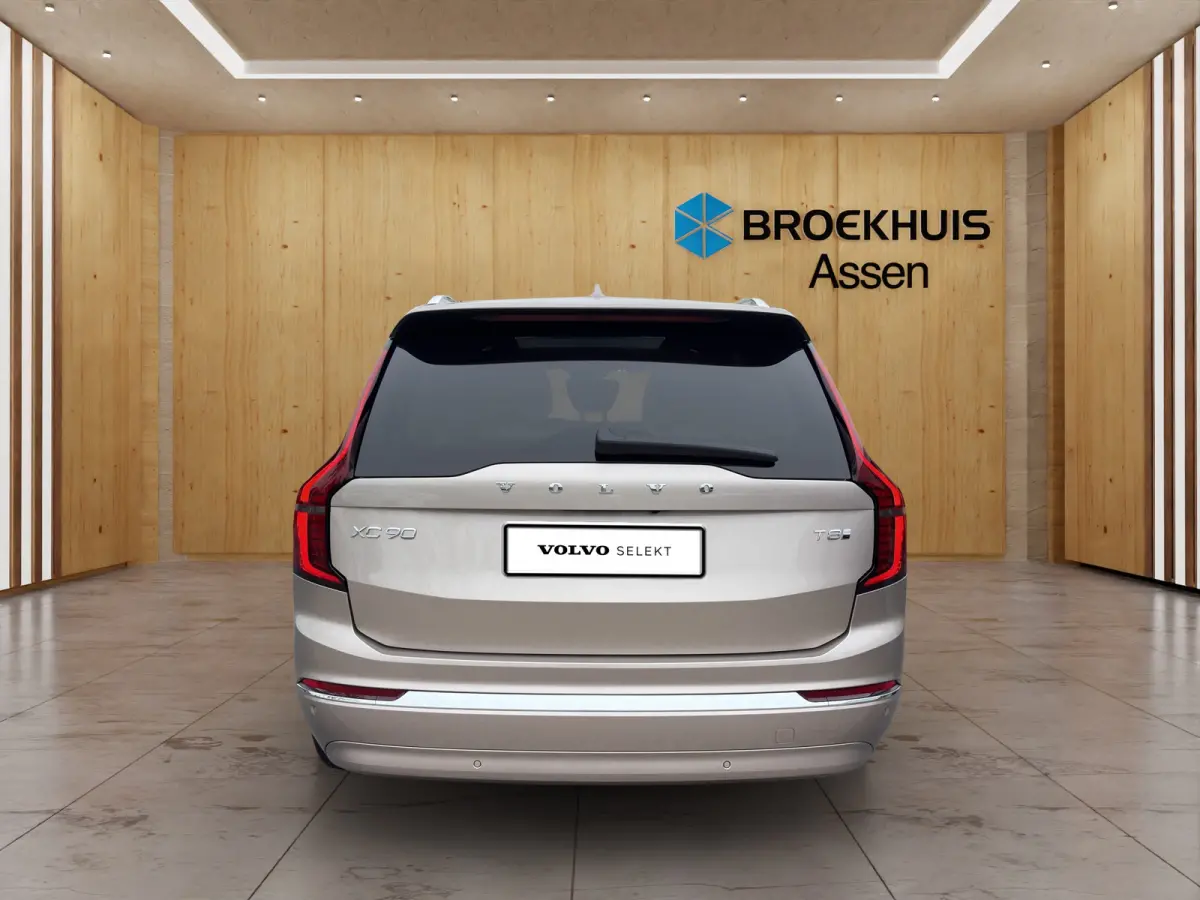 Ultra Bright Recharge Plug-In Hybrid AWD | Luchtvering | Bowers&Wilkins | 360 Camera | Panoramadak | Stoel + Stuur Verwarming |
