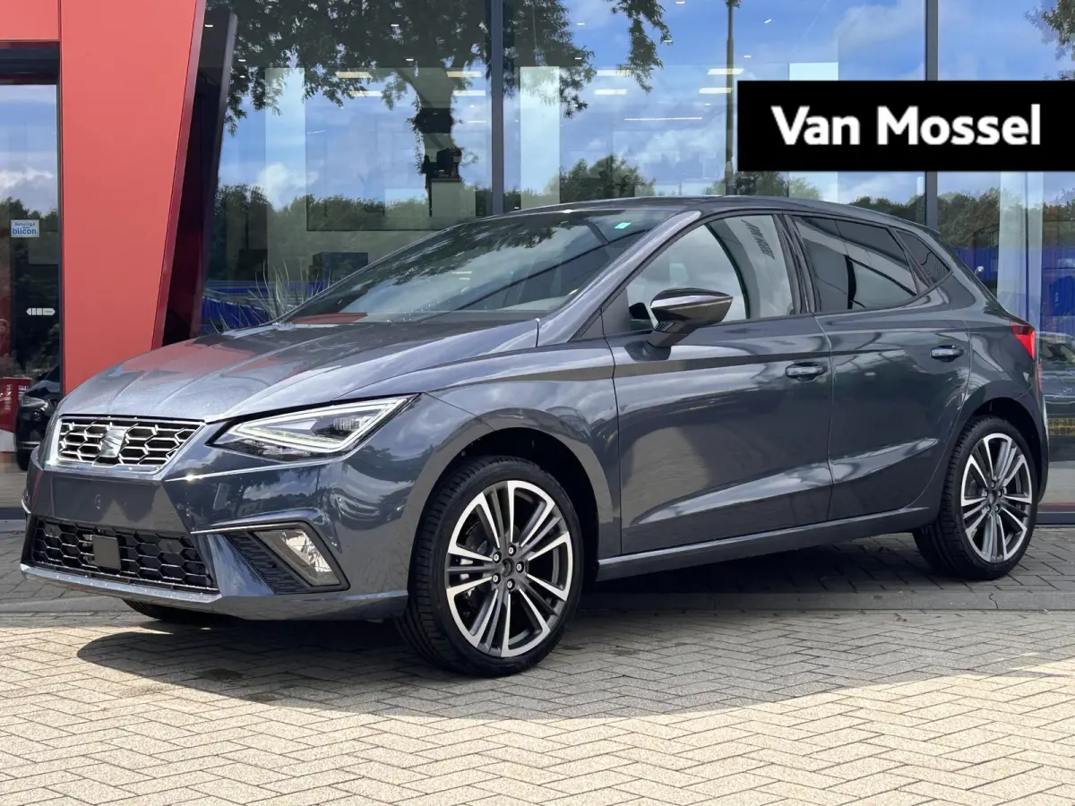 1.0 EcoTSI FR Anniversary Full LED koplampen | Apple CarPlay™ & Android Auto™ | Cruise control | Sportstoelen | Parkeersensoren voor & achter | Climate control