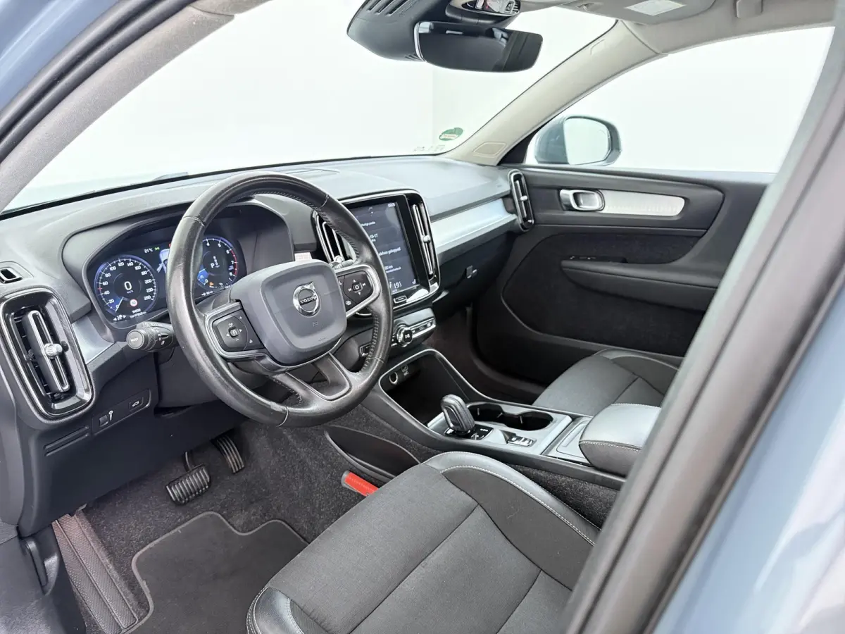 1.5 T3 Momentum Pro | Automaat | Adaptieve Cruise Control | Stoelverwarming |