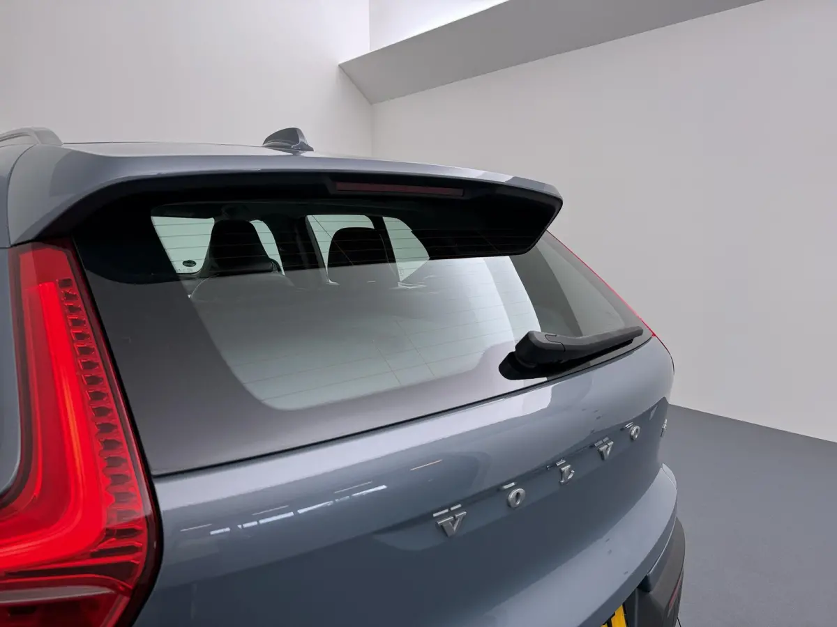 1.5 T3 Momentum Pro | Automaat | Adaptieve Cruise Control | Stoelverwarming |