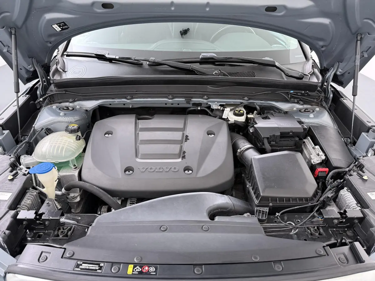 1.5 T3 Momentum Pro | Automaat | Adaptieve Cruise Control | Stoelverwarming |