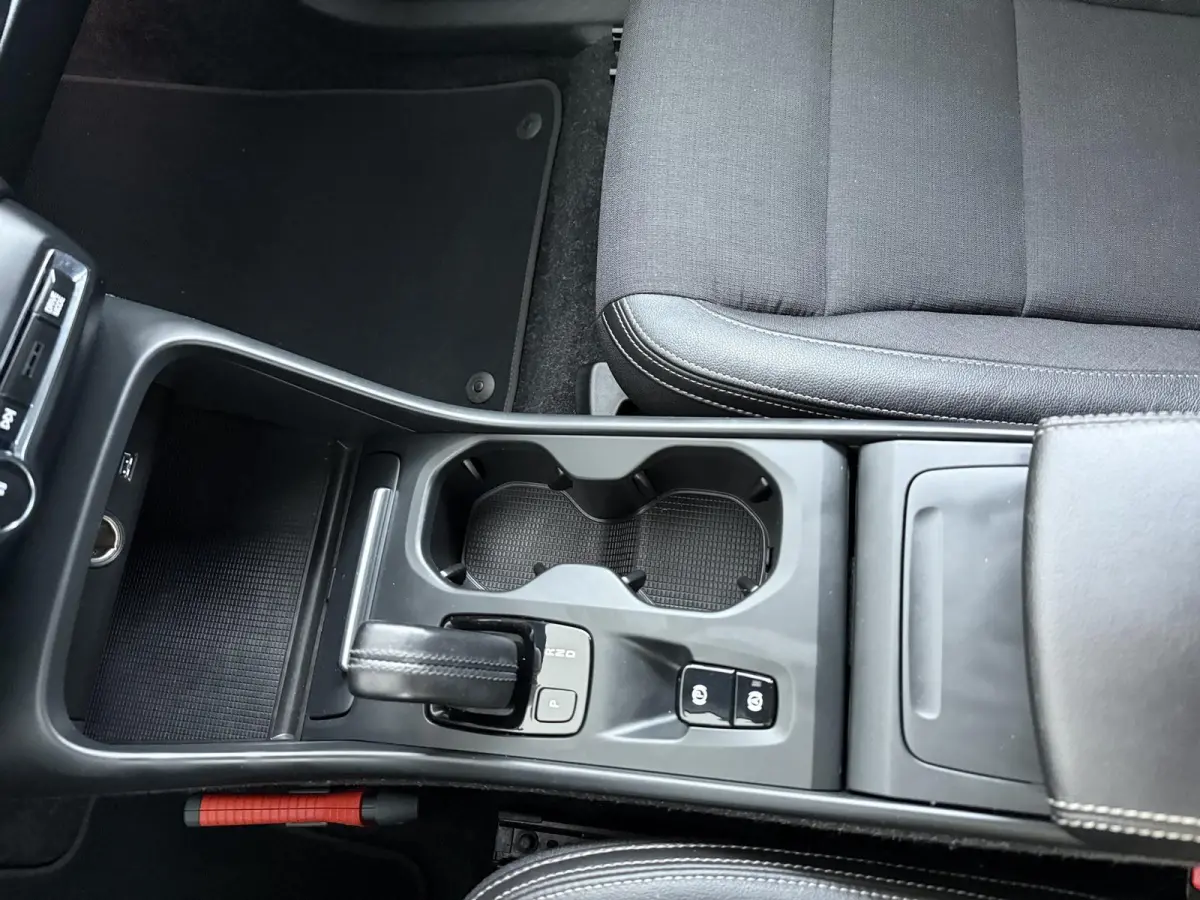 1.5 T3 Momentum Pro | Automaat | Adaptieve Cruise Control | Stoelverwarming |