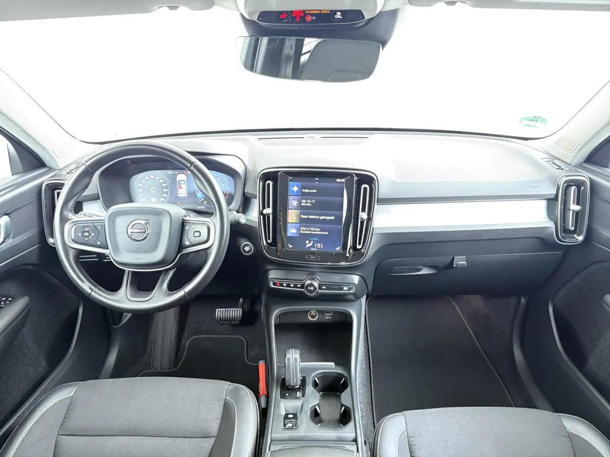 1.5 T3 Momentum Pro | Automaat | Adaptieve Cruise Control | Stoelverwarming |