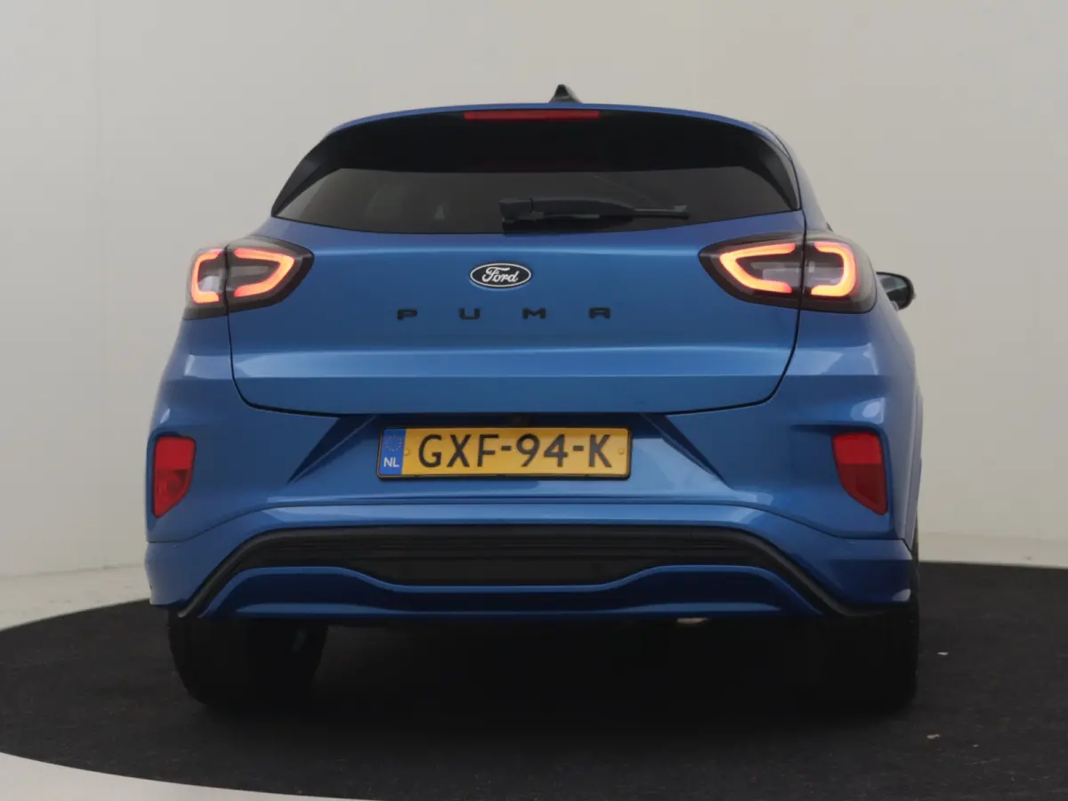 1.0 EcoBoost ST-Line 125PK AUTO | Achteruitrijcamera | Navigatie | Cruise control | Stoel/stuurverwarming | voorruit verwarming | DAB | LED | App Connect | 17"LMV