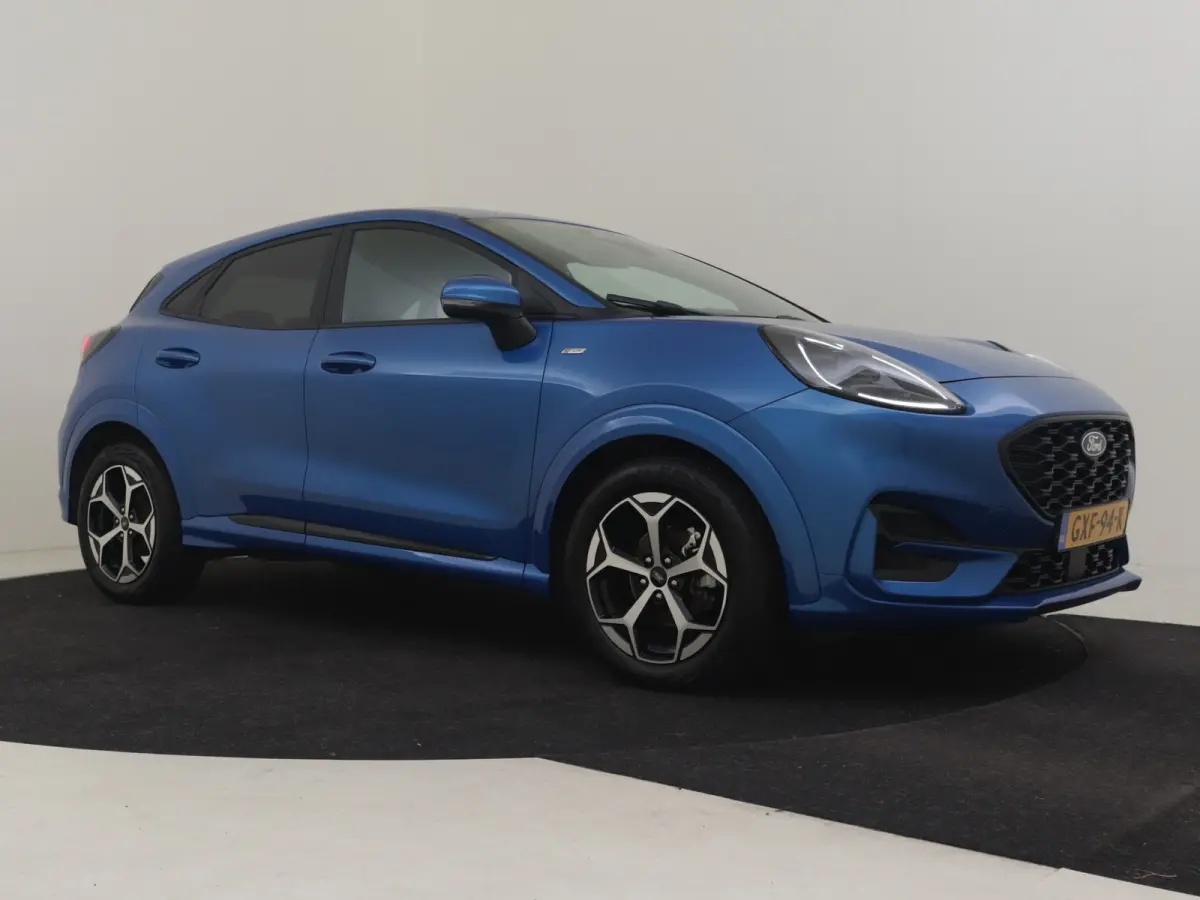 1.0 EcoBoost ST-Line 125PK AUTO | Achteruitrijcamera | Navigatie | Cruise control | Stoel/stuurverwarming | voorruit verwarming | DAB | LED | App Connect | 17"LMV