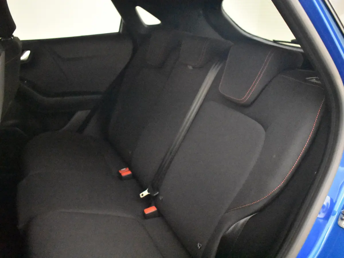 1.0 EcoBoost ST-Line 125PK AUTO | Achteruitrijcamera | Navigatie | Cruise control | Stoel/stuurverwarming | voorruit verwarming | DAB | LED | App Connect | 17"LMV