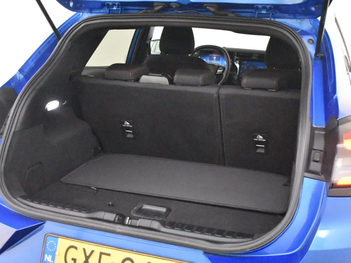 1.0 EcoBoost ST-Line 125PK AUTO | Achteruitrijcamera | Navigatie | Cruise control | Stoel/stuurverwarming | voorruit verwarming | DAB | LED | App Connect | 17"LMV