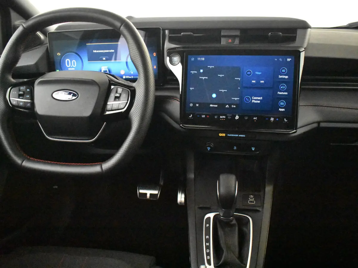 1.0 EcoBoost ST-Line 125PK AUTO | Achteruitrijcamera | Navigatie | Cruise control | Stoel/stuurverwarming | voorruit verwarming | DAB | LED | App Connect | 17"LMV