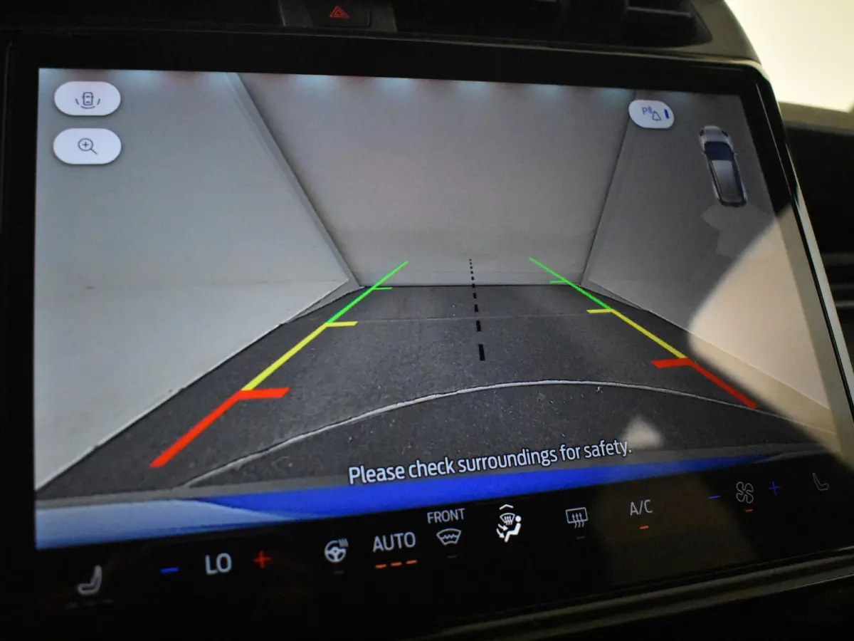 1.0 EcoBoost ST-Line 125PK AUTO | Achteruitrijcamera | Navigatie | Cruise control | Stoel/stuurverwarming | voorruit verwarming | DAB | LED | App Connect | 17"LMV