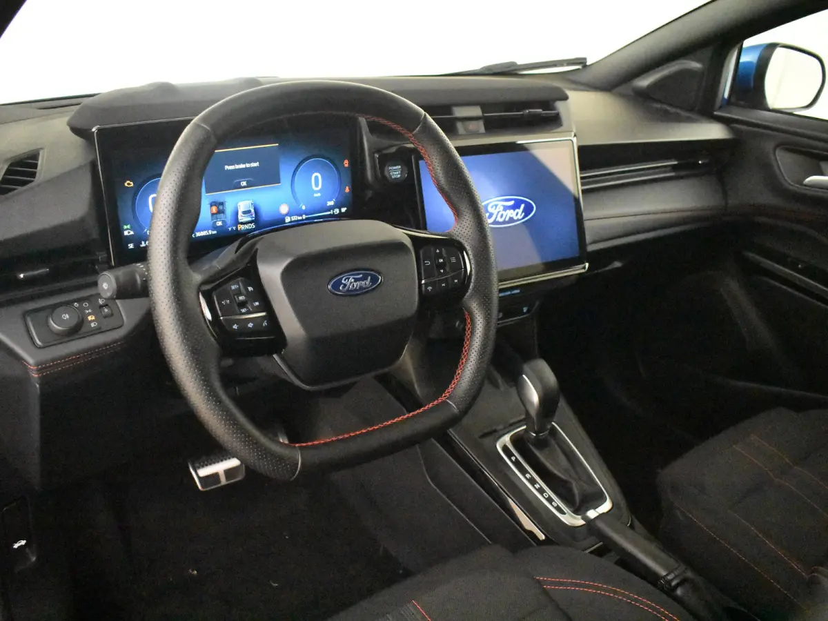 1.0 EcoBoost ST-Line 125PK AUTO | Achteruitrijcamera | Navigatie | Cruise control | Stoel/stuurverwarming | voorruit verwarming | DAB | LED | App Connect | 17"LMV
