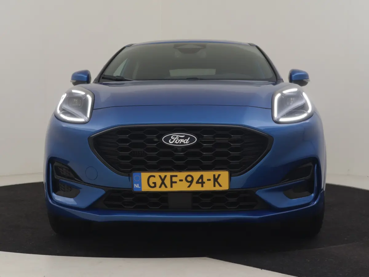 1.0 EcoBoost ST-Line 125PK AUTO | Achteruitrijcamera | Navigatie | Cruise control | Stoel/stuurverwarming | voorruit verwarming | DAB | LED | App Connect | 17"LMV