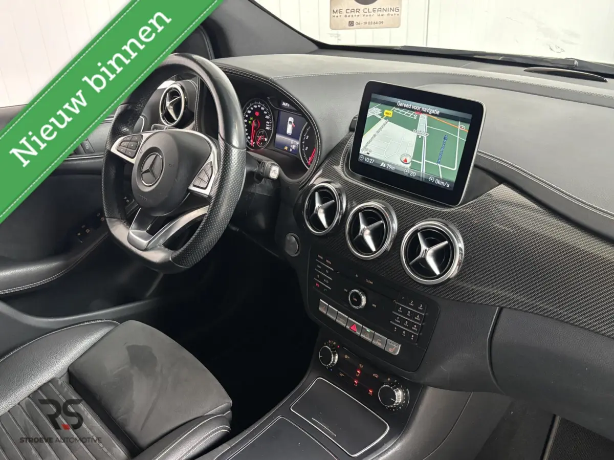 200 Prestige AMG-Line | Navi | LED | Cruise | Clima | PDC | Alcantara | Stoelverw | Trekh | 18" |