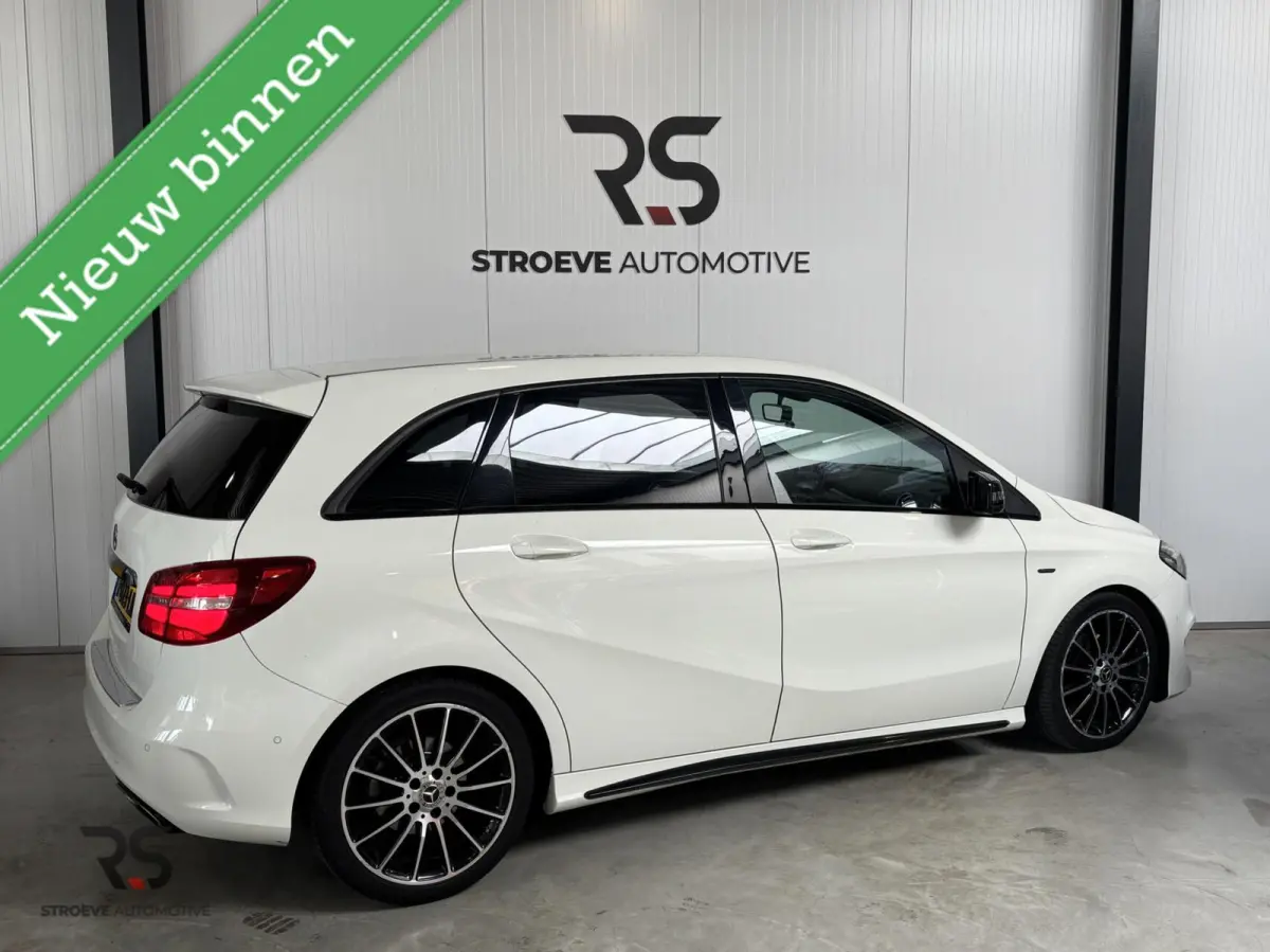 200 Prestige AMG-Line | Navi | LED | Cruise | Clima | PDC | Alcantara | Stoelverw | Trekh | 18" |