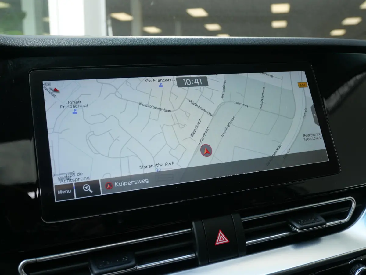 DynamicPlusLine 64 kWh | Schuif-kantel dak | Stoel-stuurverwarming | Carplay | Keyless | Navi | Cruise |