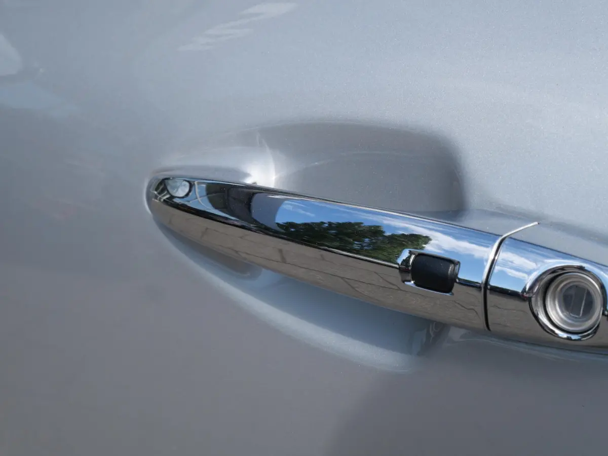 DynamicPlusLine 64 kWh | Schuif-kantel dak | Stoel-stuurverwarming | Carplay | Keyless | Navi | Cruise |