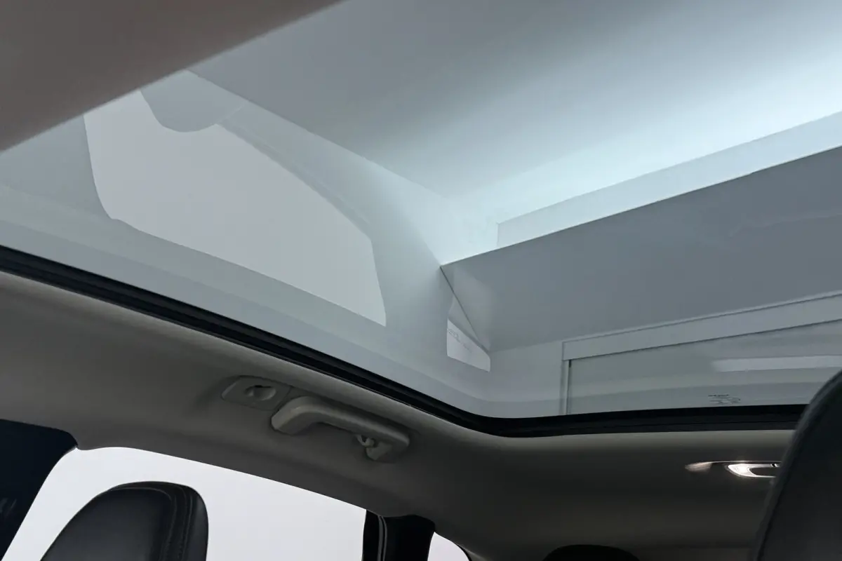 1.5 T3 Polar+ Luxury (PANORAMADAK, HARMAN/KARDON, TREKHAAK, STOELVERWARMING, CAMERA, PARKEERSENSOREN)