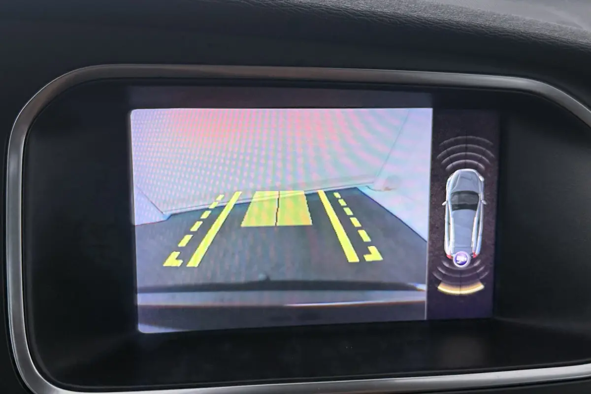 1.5 T3 Polar+ Luxury (PANORAMADAK, HARMAN/KARDON, TREKHAAK, STOELVERWARMING, CAMERA, PARKEERSENSOREN)