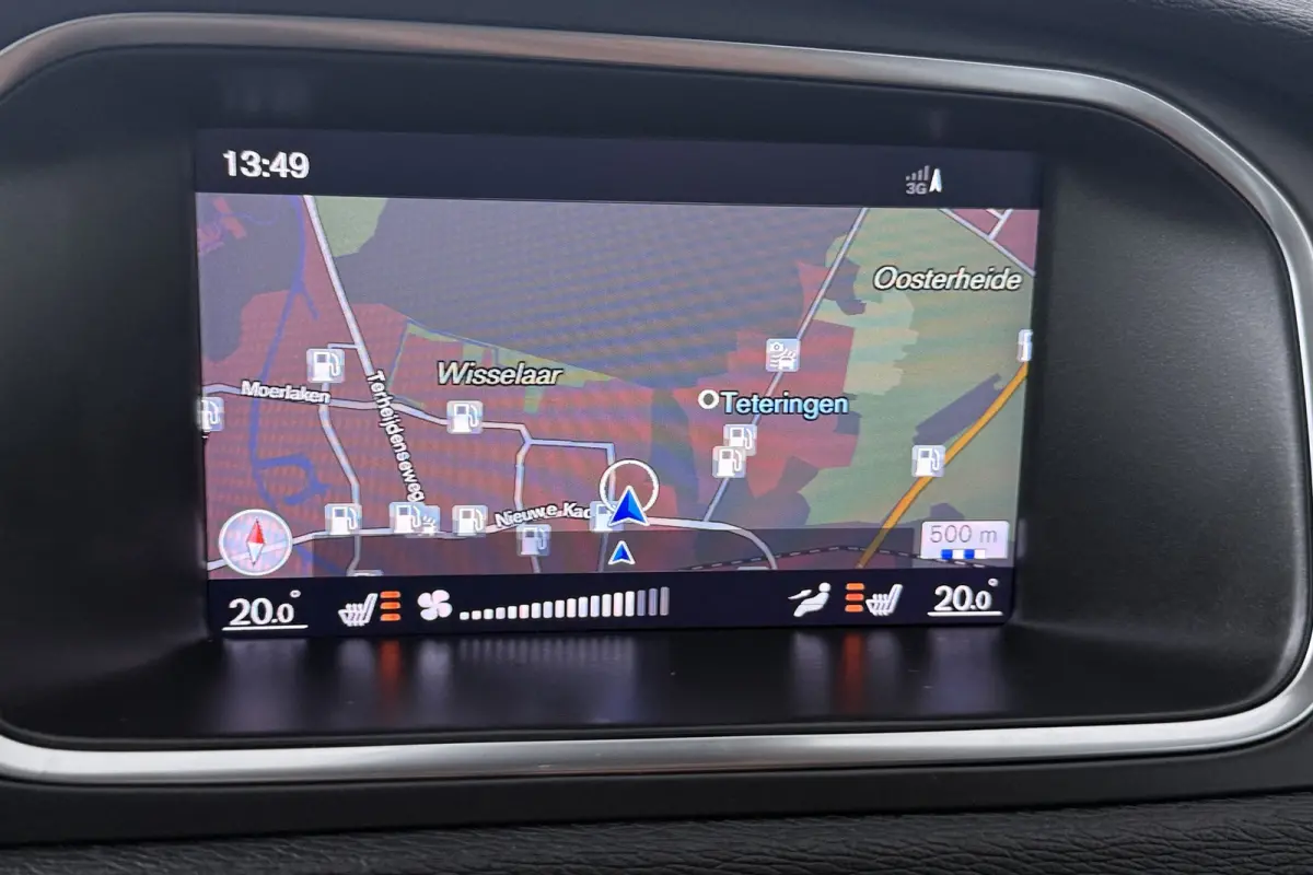 1.5 T3 Polar+ Luxury (PANORAMADAK, HARMAN/KARDON, TREKHAAK, STOELVERWARMING, CAMERA, PARKEERSENSOREN)