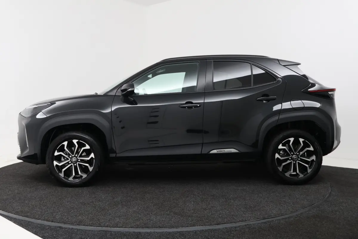 1.5 Hybrid 115 Dynamic (STOELVERWARMING, STUURVERWARMING, CAMERA, ADAPTIEVE CRUISE CONTROL, PARKEERSENSOREN)