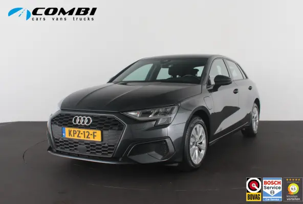 40 TFSI e Edition > Plug-in hybride/Manhattangrijs/All season banden/12 maanden garantie