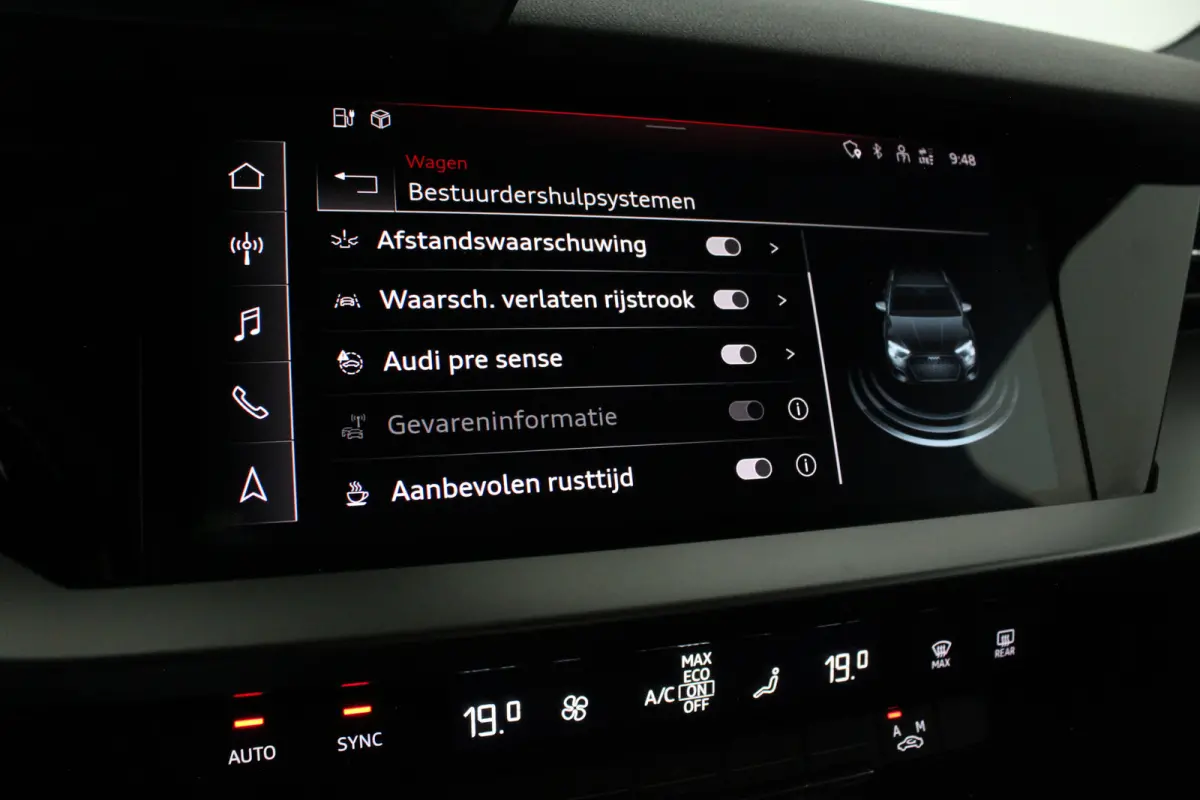 40 TFSI e Edition > Plug-in hybride/Manhattangrijs/All season banden/12 maanden garantie