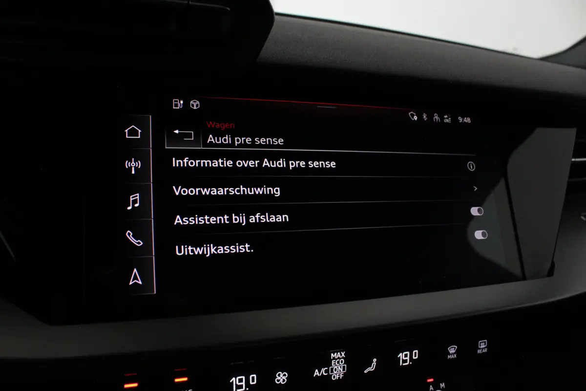 40 TFSI e Edition > Plug-in hybride/Manhattangrijs/All season banden/12 maanden garantie