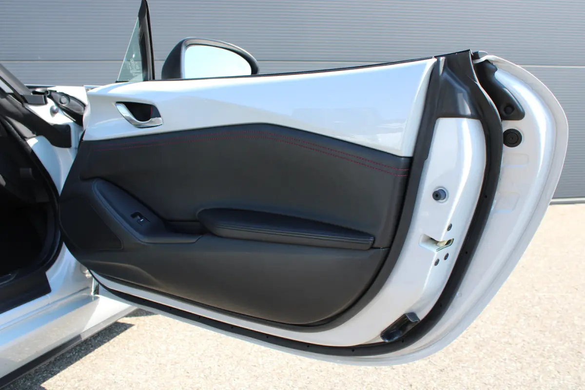 1.5 SkyActiv-G 131 GT-M | Navigatie | Lederen bekleding | Stoelverwarming | Climate control | NL auto | 57.500km |