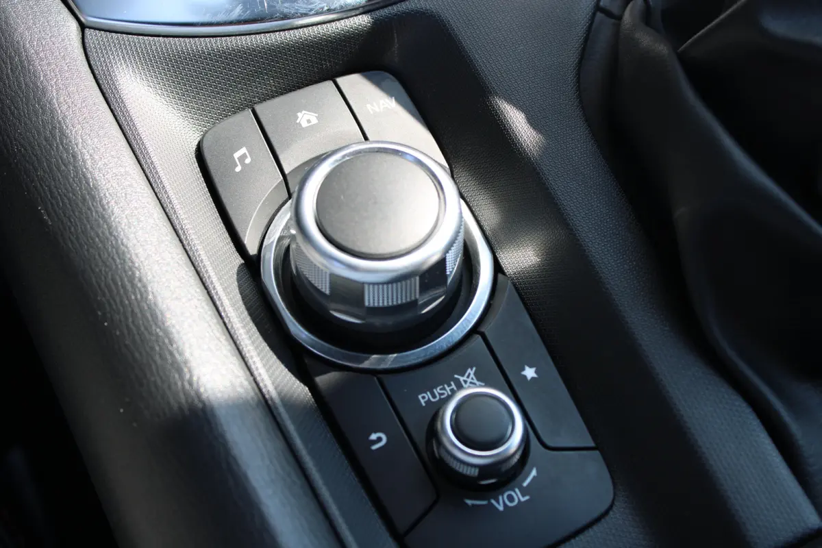 1.5 SkyActiv-G 131 GT-M | Navigatie | Lederen bekleding | Stoelverwarming | Climate control | NL auto | 57.500km |