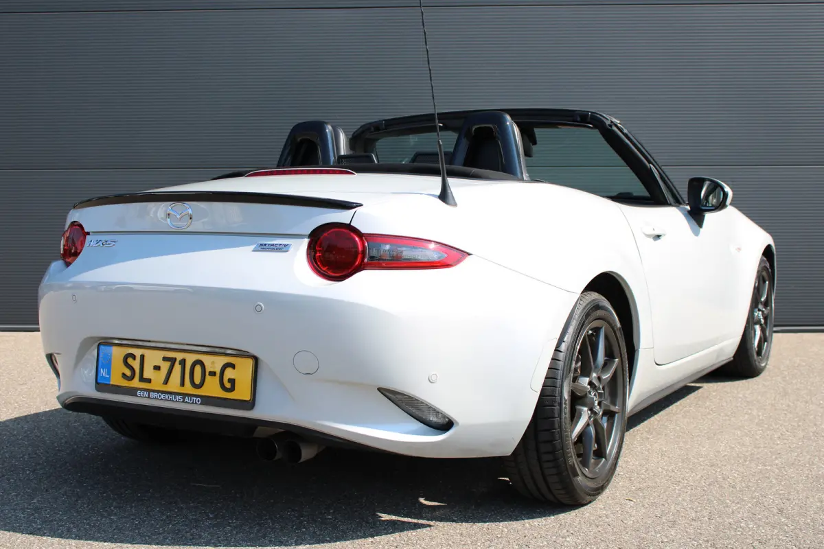 1.5 SkyActiv-G 131 GT-M | Navigatie | Lederen bekleding | Stoelverwarming | Climate control | NL auto | 57.500km |