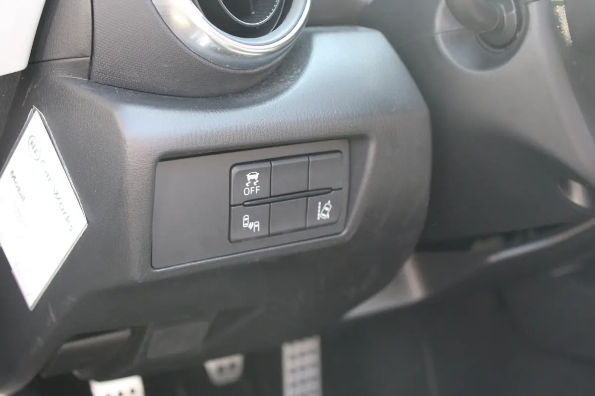 1.5 SkyActiv-G 131 GT-M | Navigatie | Lederen bekleding | Stoelverwarming | Climate control | NL auto | 57.500km |