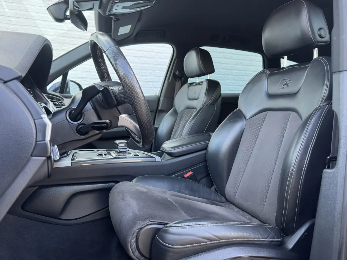 3.0 TDI e-tron Quattro Sport S-line Interieur Trekhaak Luchtvering Clima Cruise Carplay Camera