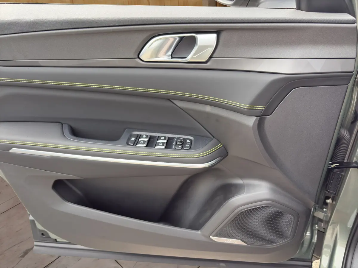 More | Panoramadak | 360 camera | Stoel + Stuurverwarming |Adaptieve cruise control | BLIS |