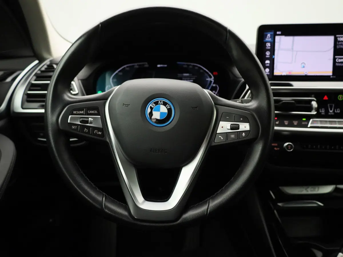 xDrive30e | TREKHAAK | LEER | CAMERA | NAVIGATIE | STOELVERWARMING
