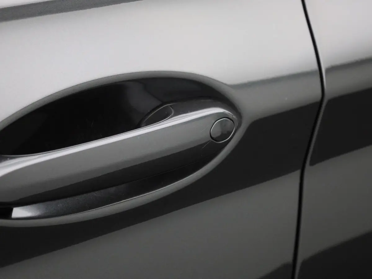 xDrive30e | TREKHAAK | LEER | CAMERA | NAVIGATIE | STOELVERWARMING
