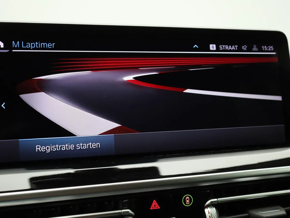 xDrive30e | TREKHAAK | LEER | CAMERA | NAVIGATIE | STOELVERWARMING
