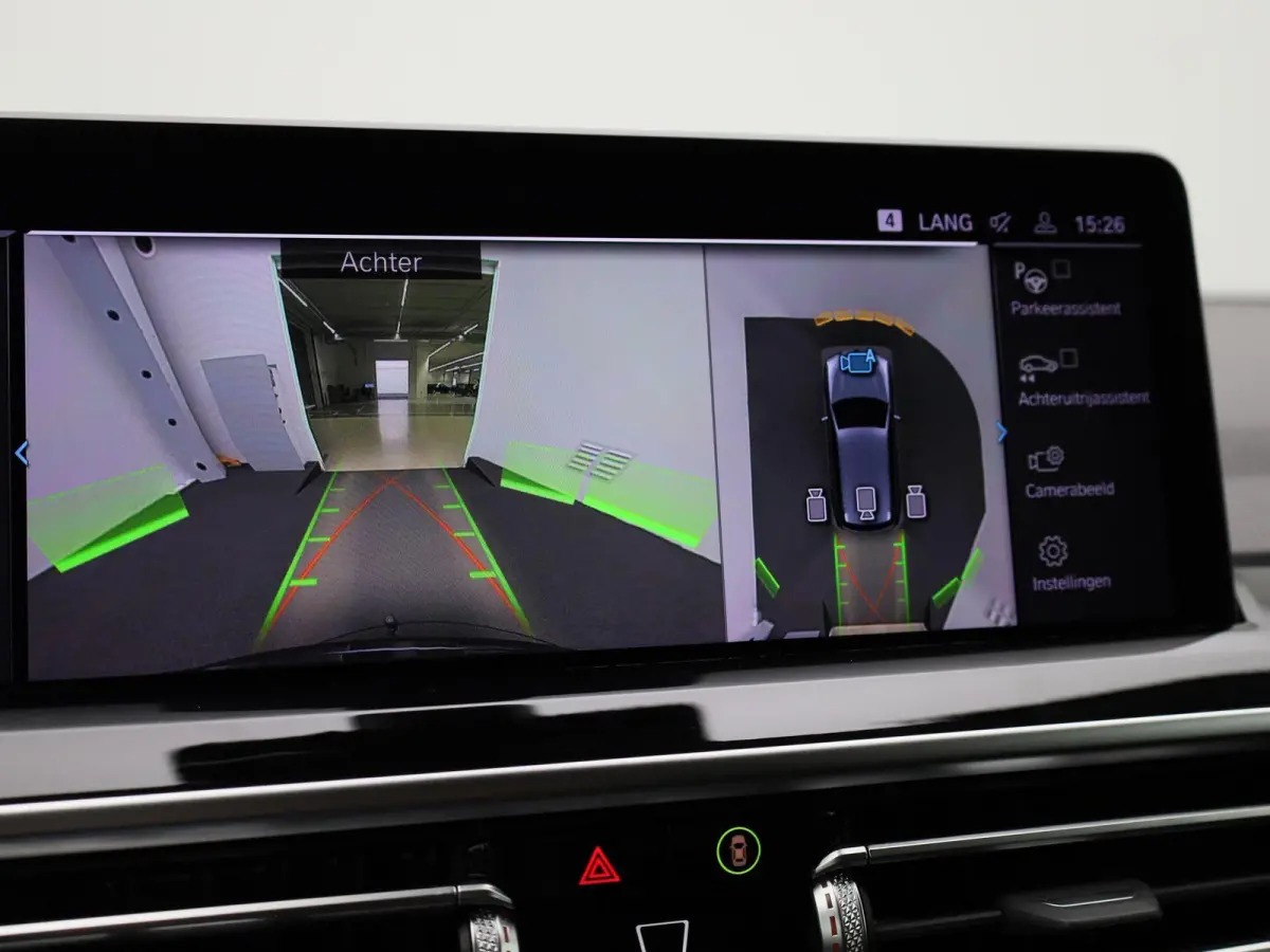 xDrive30e | TREKHAAK | LEER | CAMERA | NAVIGATIE | STOELVERWARMING