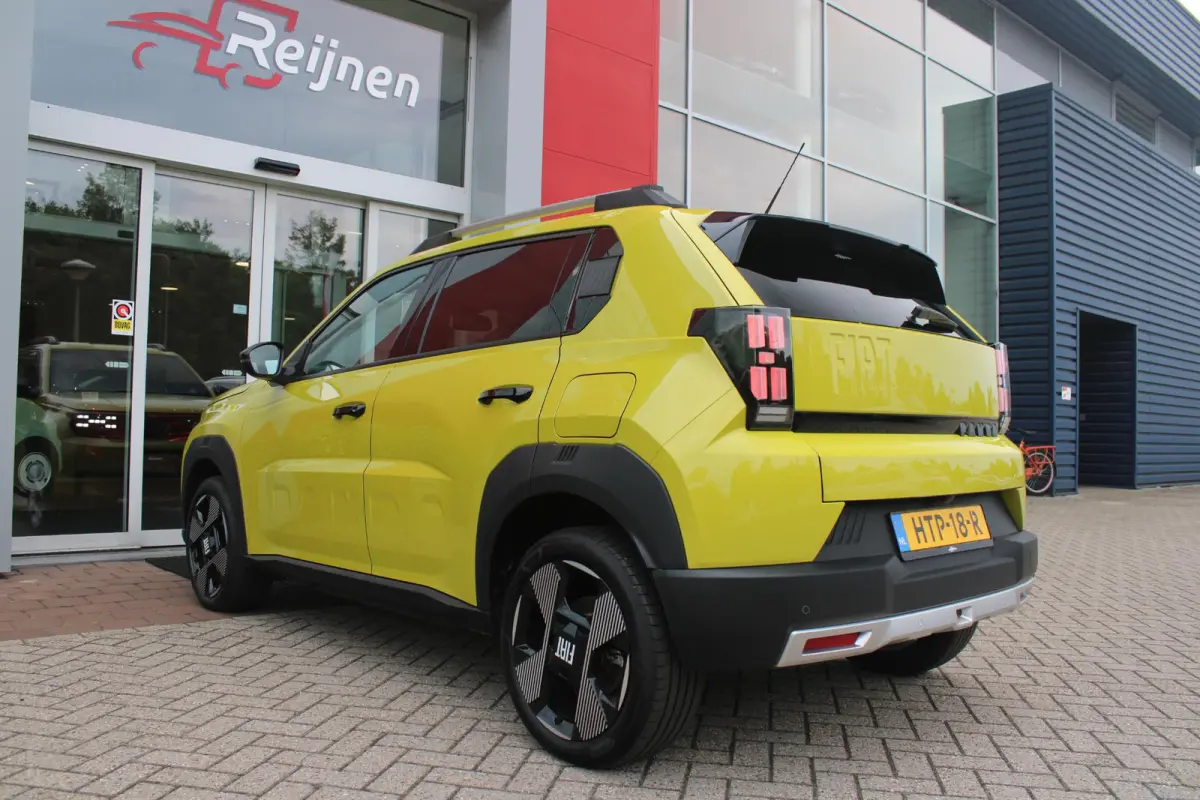 LA PRIMA 113PK 11 kW 44 kWh | WINTERPACK: STOEL/STUUR/VOORRUIT VERWARMING | DRAADLOZE APPLE CARPLAY/ANDROID AUTO | NAVIGATIE | ACHTERUITRIJCAMERA | PARKEERSENSOREN VOOR + ACHTER | DRAADLOZE 