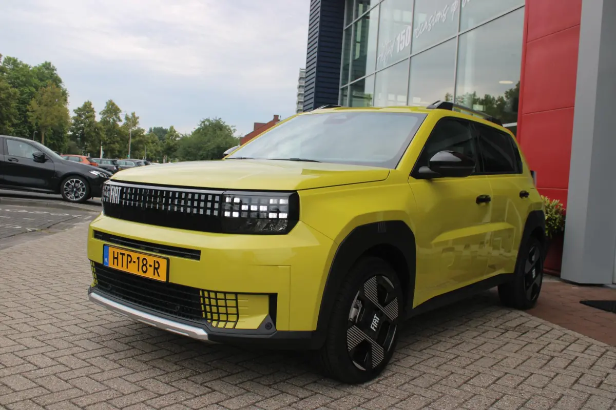 LA PRIMA 113PK 11 kW 44 kWh | WINTERPACK: STOEL/STUUR/VOORRUIT VERWARMING | DRAADLOZE APPLE CARPLAY/ANDROID AUTO | NAVIGATIE | ACHTERUITRIJCAMERA | PARKEERSENSOREN VOOR + ACHTER | DRAADLOZE 