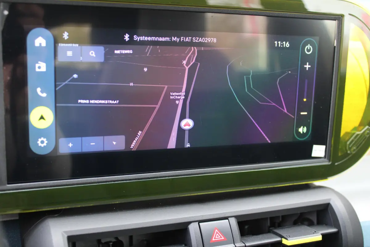 LA PRIMA 113PK 11 kW 44 kWh | WINTERPACK: STOEL/STUUR/VOORRUIT VERWARMING | DRAADLOZE APPLE CARPLAY/ANDROID AUTO | NAVIGATIE | ACHTERUITRIJCAMERA | PARKEERSENSOREN VOOR + ACHTER | DRAADLOZE 