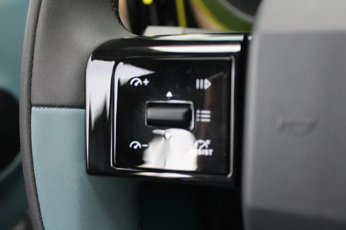 LA PRIMA 113PK 11 kW 44 kWh | WINTERPACK: STOEL/STUUR/VOORRUIT VERWARMING | DRAADLOZE APPLE CARPLAY/ANDROID AUTO | NAVIGATIE | ACHTERUITRIJCAMERA | PARKEERSENSOREN VOOR + ACHTER | DRAADLOZE 